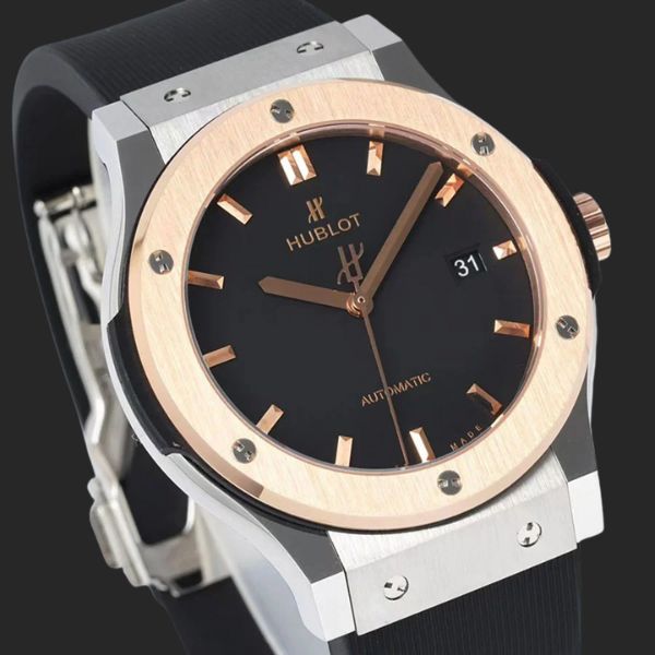 Hublot Classic Fusion Titanium Demi Gold 