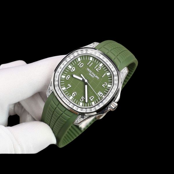 Patek Philippe Aquanaut Green Dial 