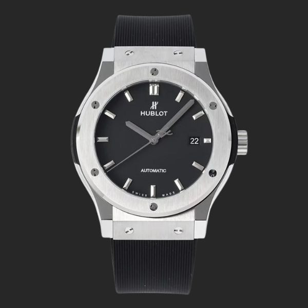 Hublot Classic Fusion Titanium mặt đen